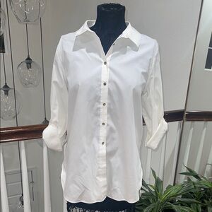 Calvin Klein Elegant White Button-Down Shirt